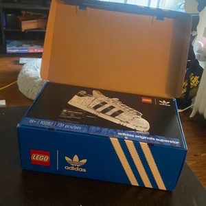 RETIRED - Lego adidas superstar set - UNOPENED